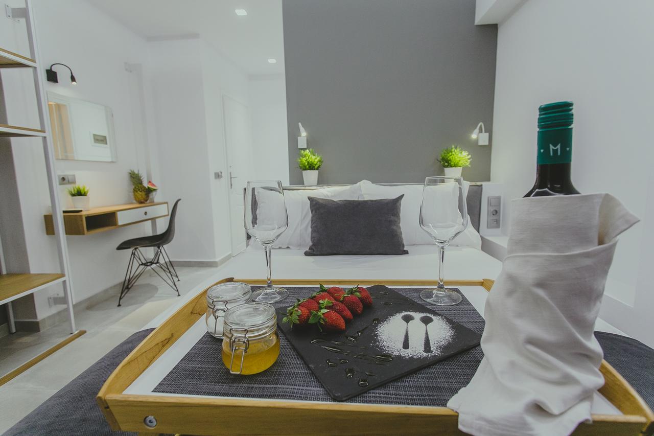 Hotel Papagalos Neos Marmaras Eksteriør bilde