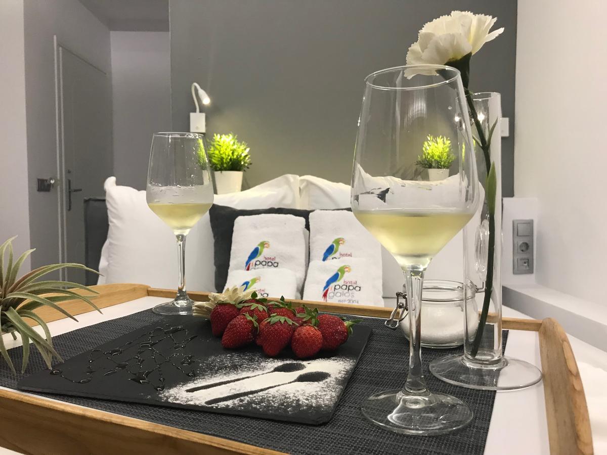 Hotel Papagalos Neos Marmaras Eksteriør bilde